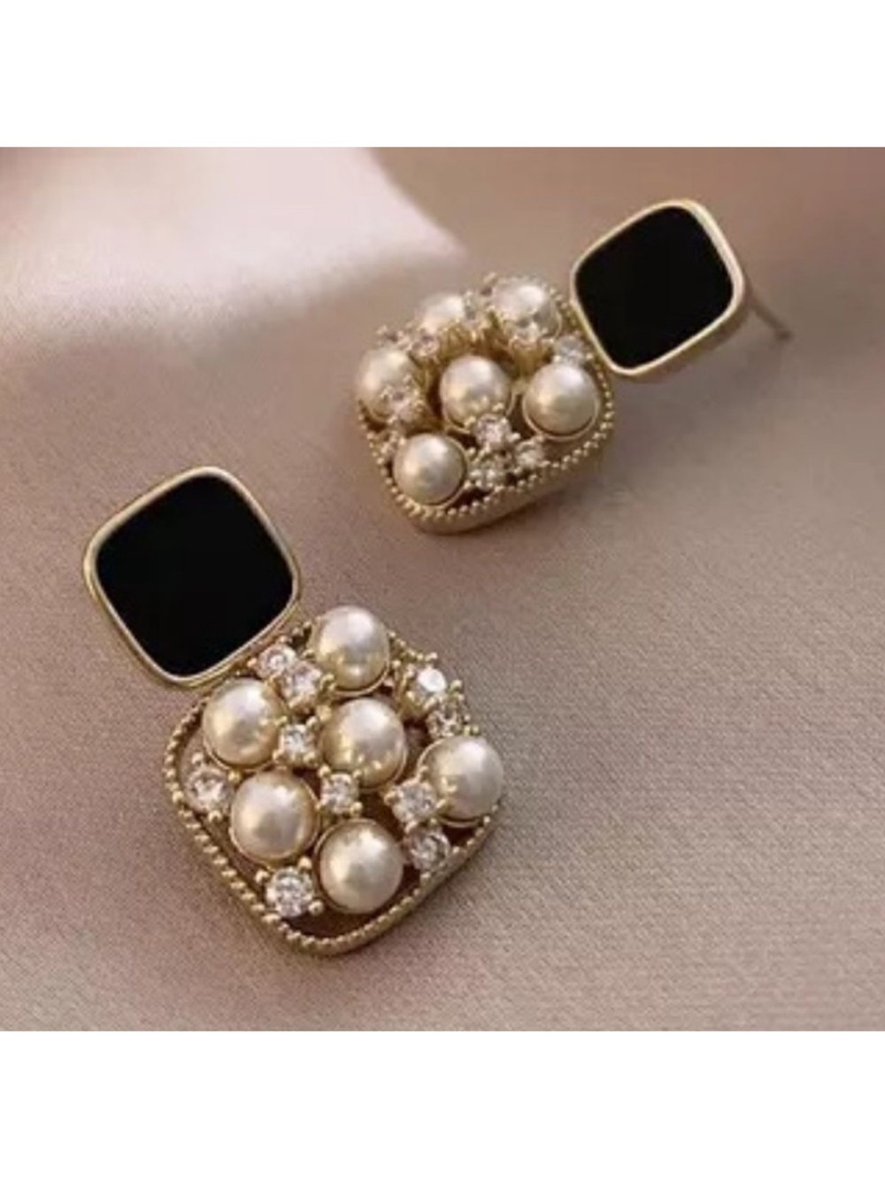 Gold Pearl stud Earrings with Black Enamel Accents A81